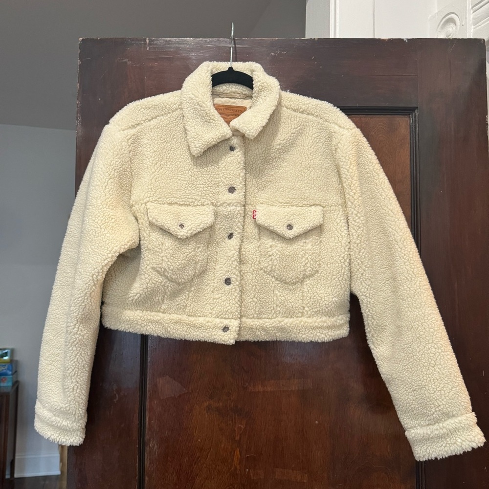 Levi’s Cropped Sherpa Jacket